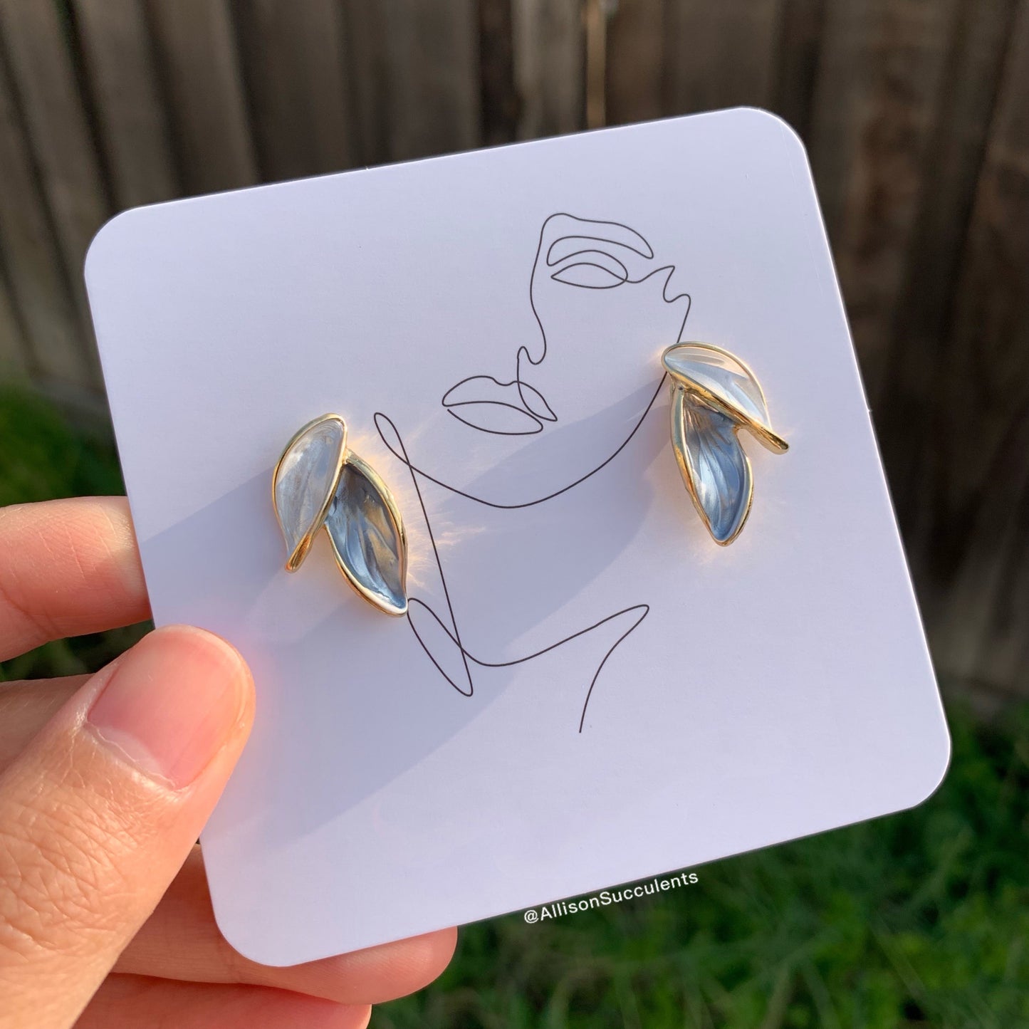 Asymmetric Graceful White and Blue Leaf with Gold Alloy surround Earrings (S925)