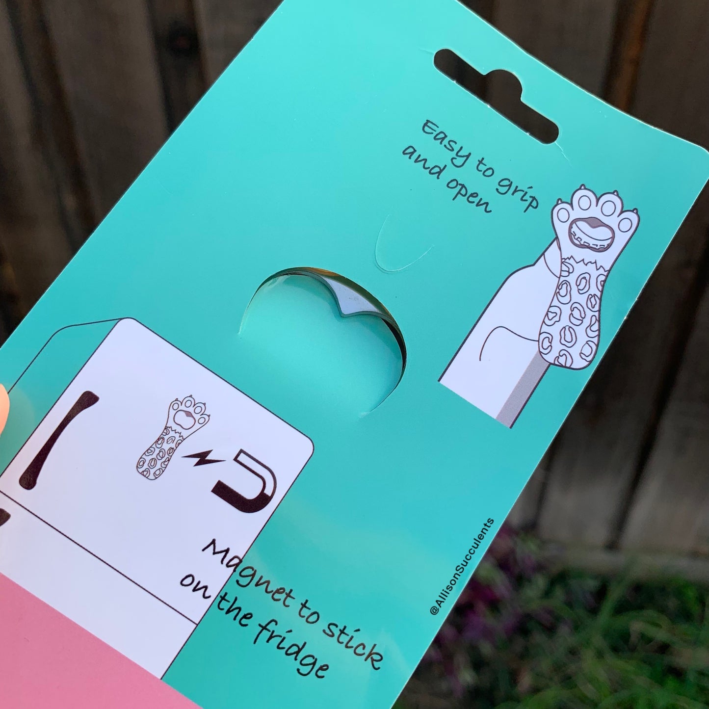 1 PCS Cute ’Cat Paw‘ Magnet Bottle Opener