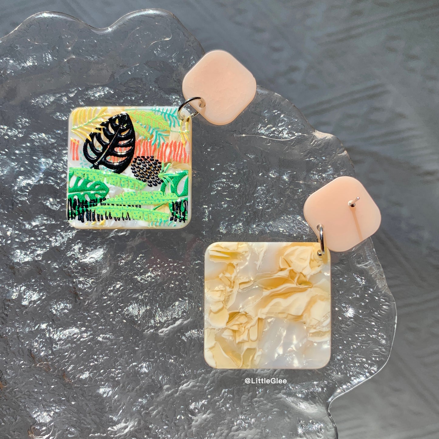Black Monstera Plant Group Acrylic Emboss Earrings (S925 Post)