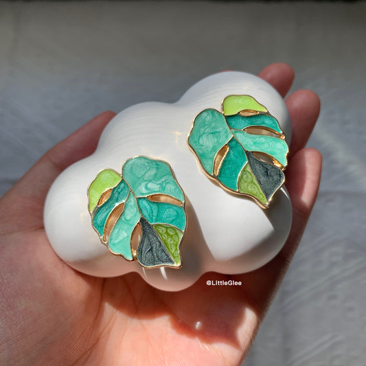 Asymmetric Variegated Monstera Enamel Leaf Drop Pendant Earrings #Green (Stainless steel post)