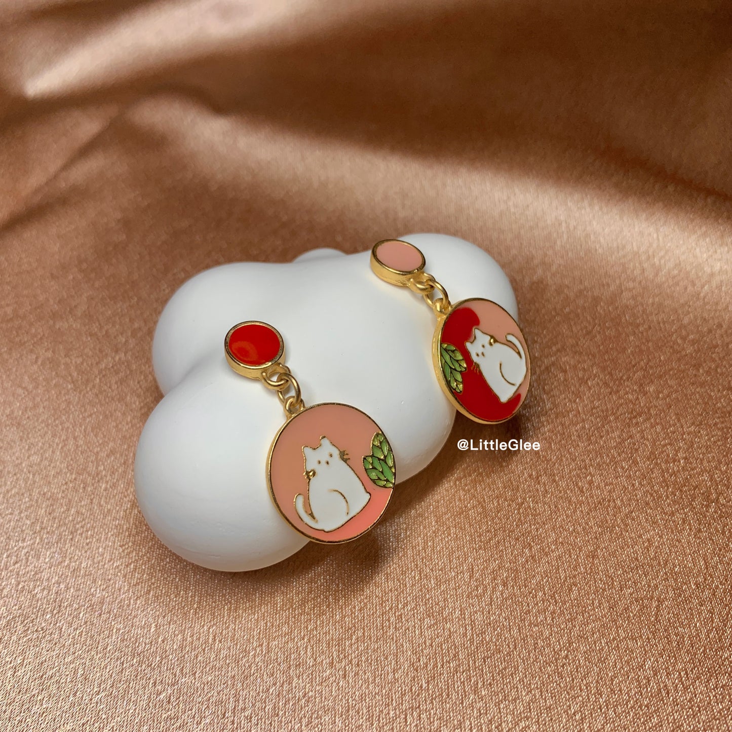 Asymmetric Kawaii Cat Enamel Earring (S925 Post)