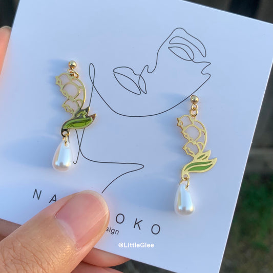 Lily Of The Valley Oil Glaze Hand Painted Enamel With Faux Pearl Earrings (S925 Post)