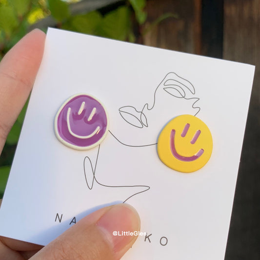 Asymmetric Stoving Varnish Contrast Color Smily Faces (S925 Post)