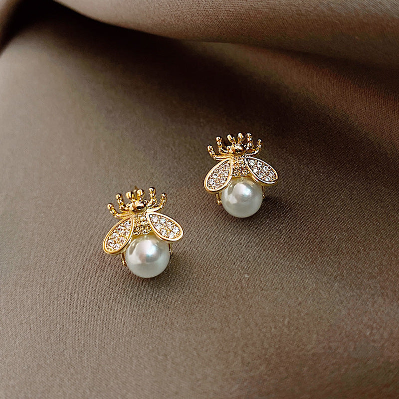 Simple Exquisite Bee With Faux Pearl Earrings (S925 Post)
