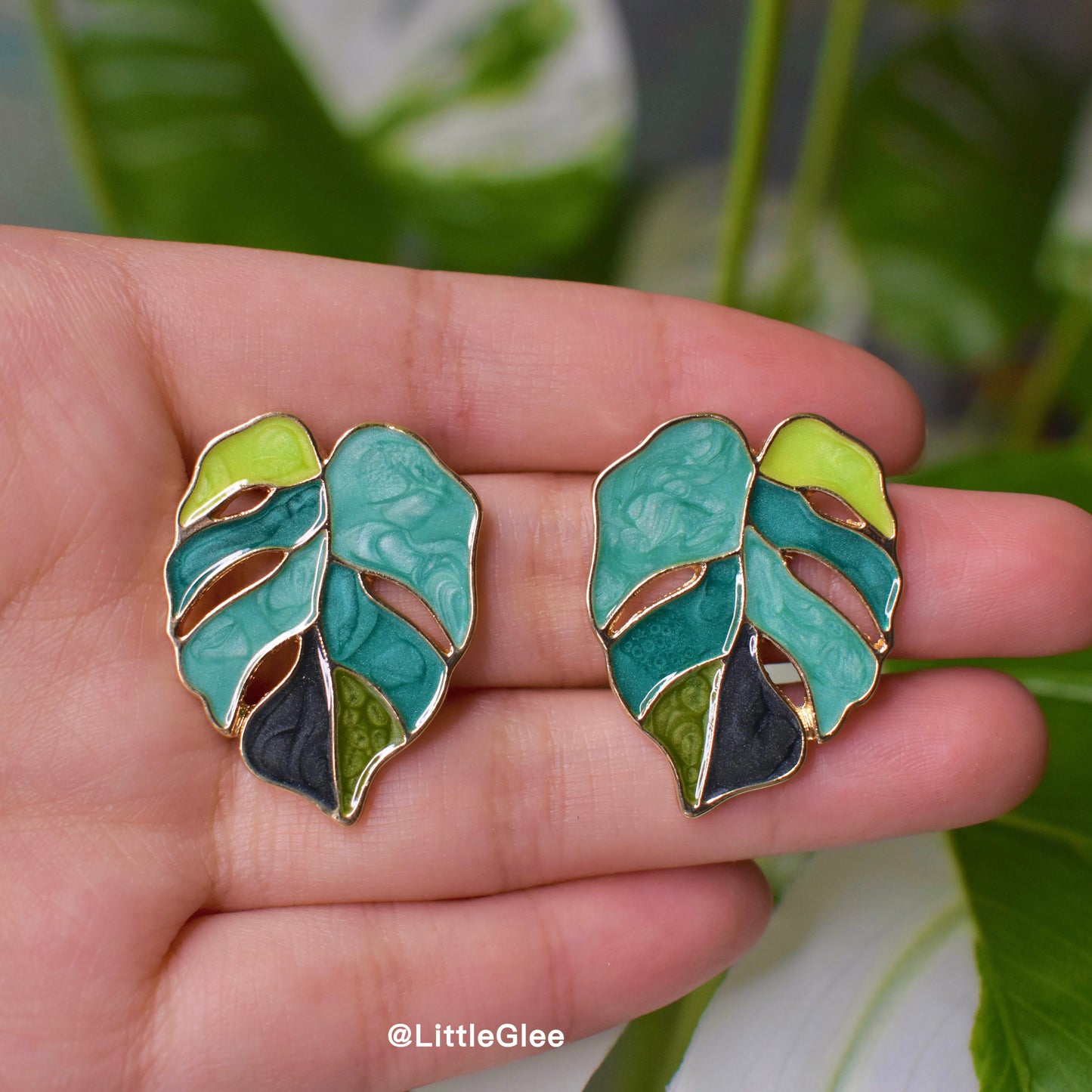 Asymmetric Variegated Monstera Enamel Leaf Drop Pendant Earrings #Green (Stainless steel post)
